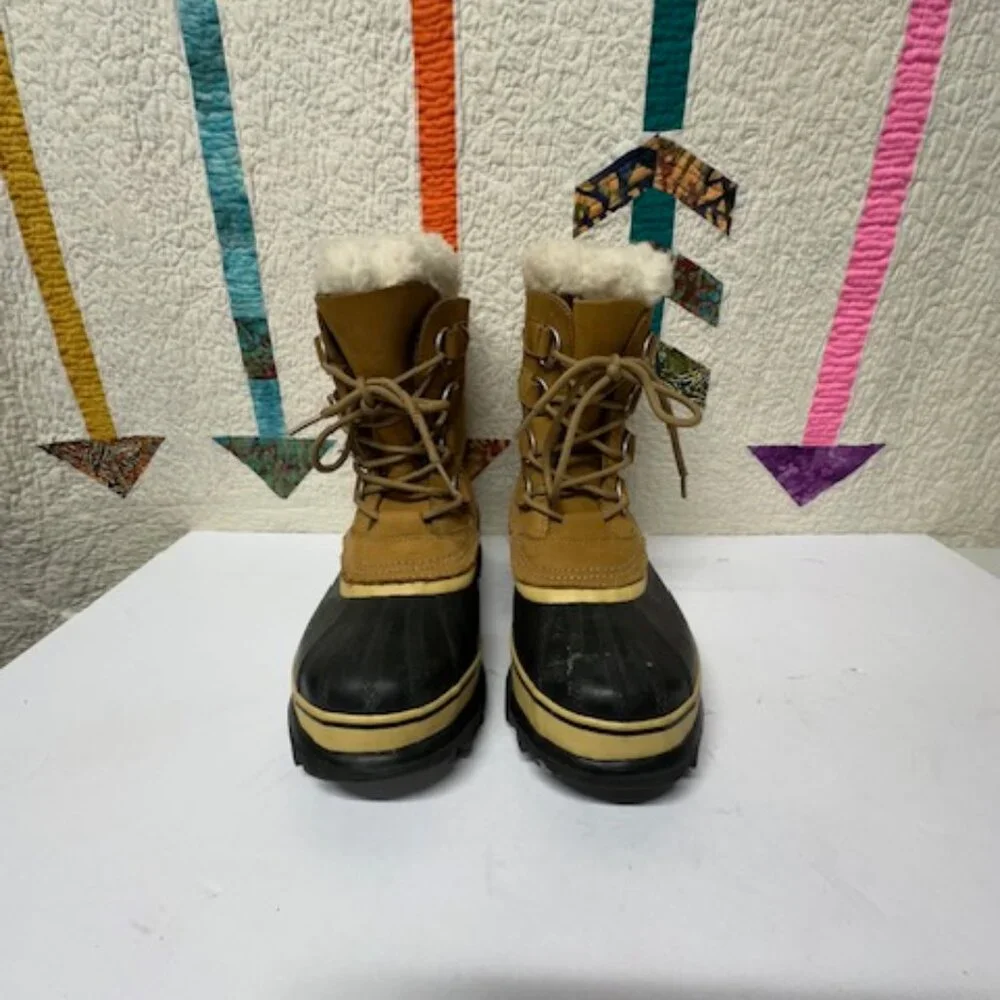Sorel Women's Tan and Black Winter Boots